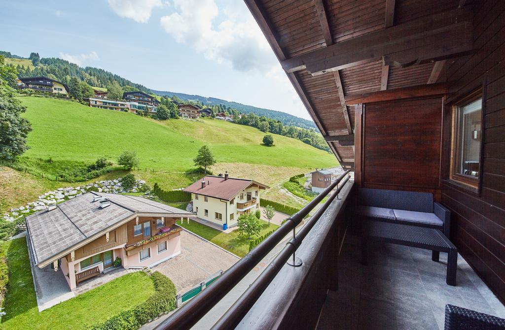 Appartement Bella Vista Saalbach-Hinterglemm Exterior foto